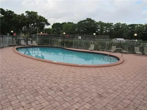 8000 Colony Circle Tamarac FL 33321