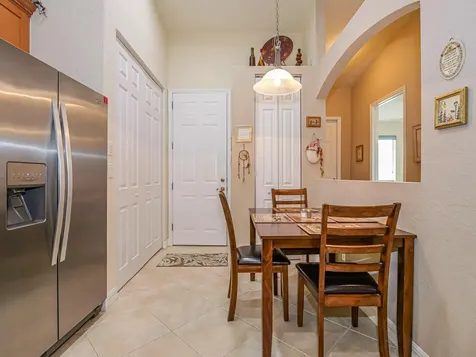 6480 Oxford Circle Vero Beach FL 32966