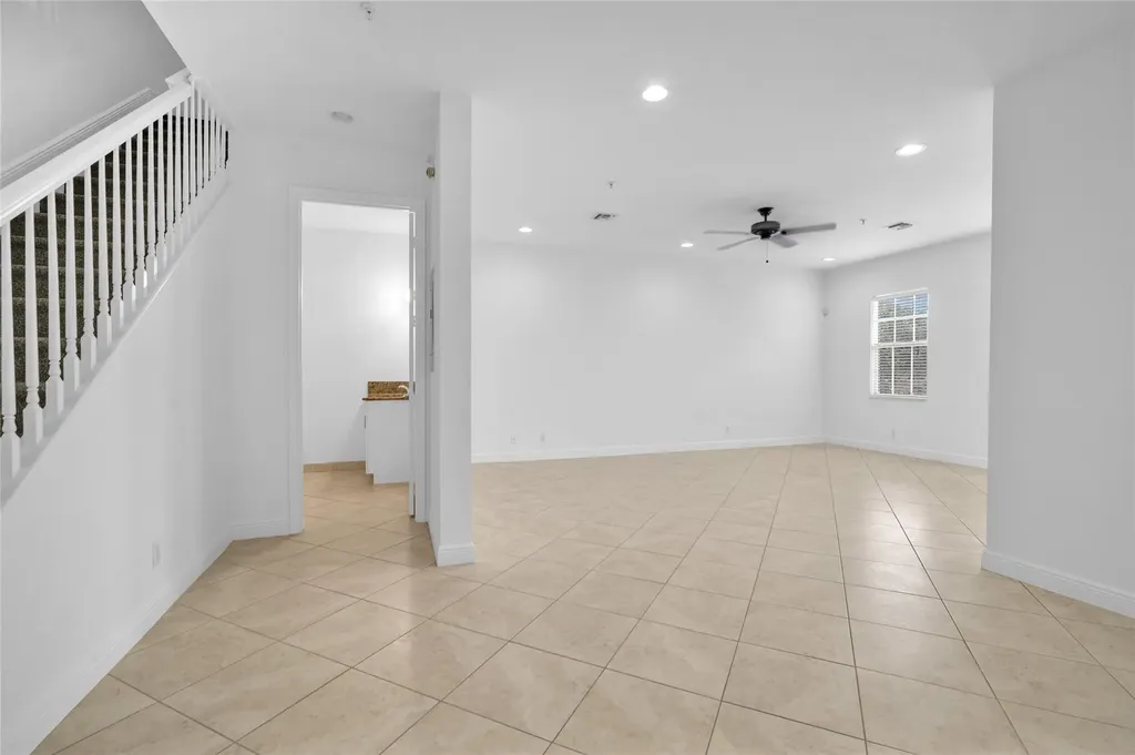 6809 N Lakeside Circle Davie FL 33314