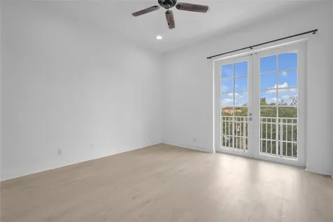 6809 N Lakeside Circle Davie FL 33314