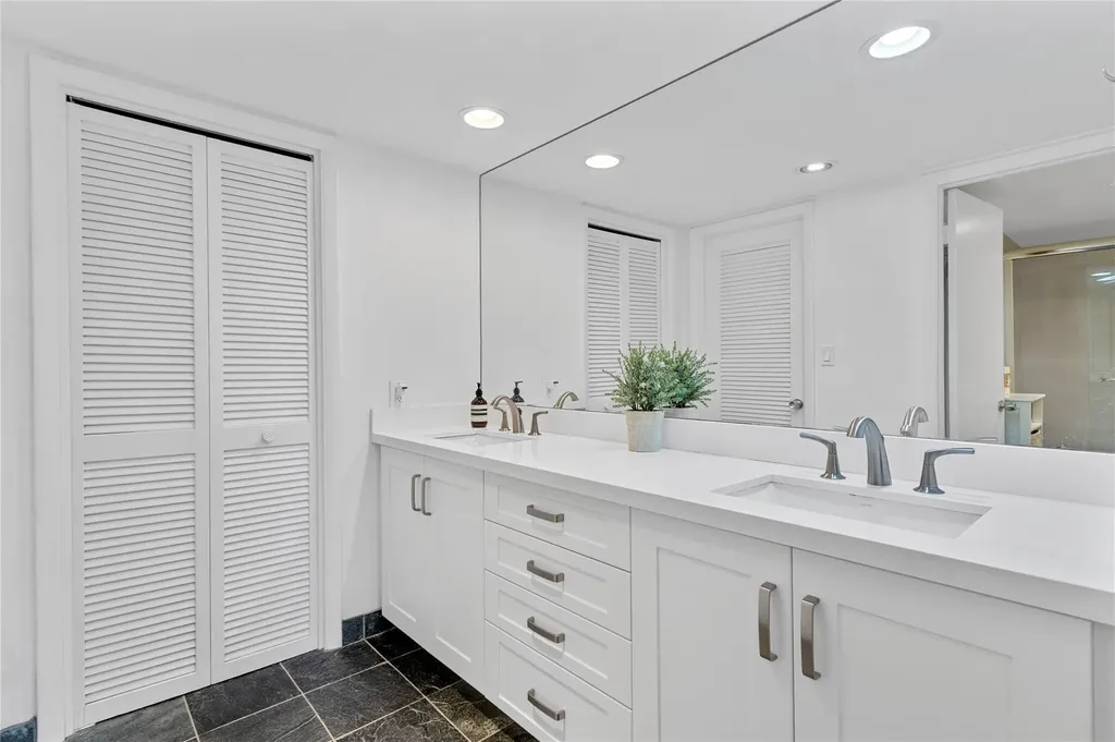 3850 Galt Ocean Drive Fort Lauderdale FL 33308
