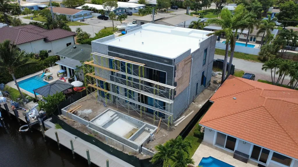 2336 SE 13th Court Pompano Beach FL 33062