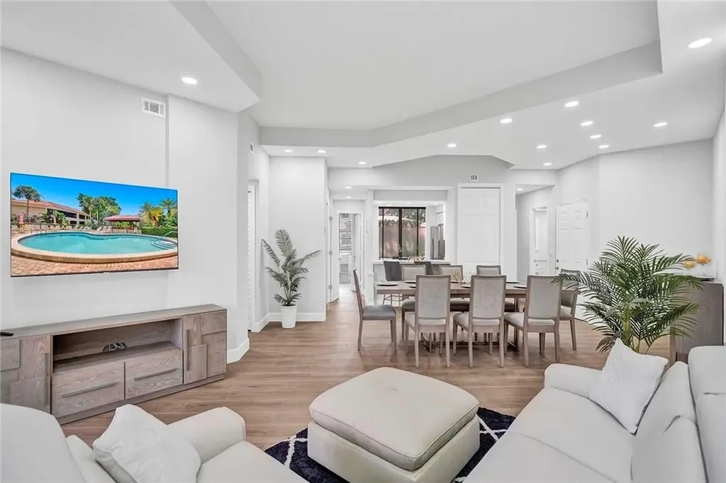 7484 La Paz Boulevard Boca Raton FL 33433