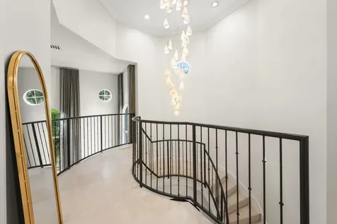 2765 Brickell Court Miami FL 33129