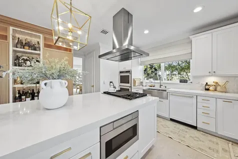 2765 Brickell Court Miami FL 33129