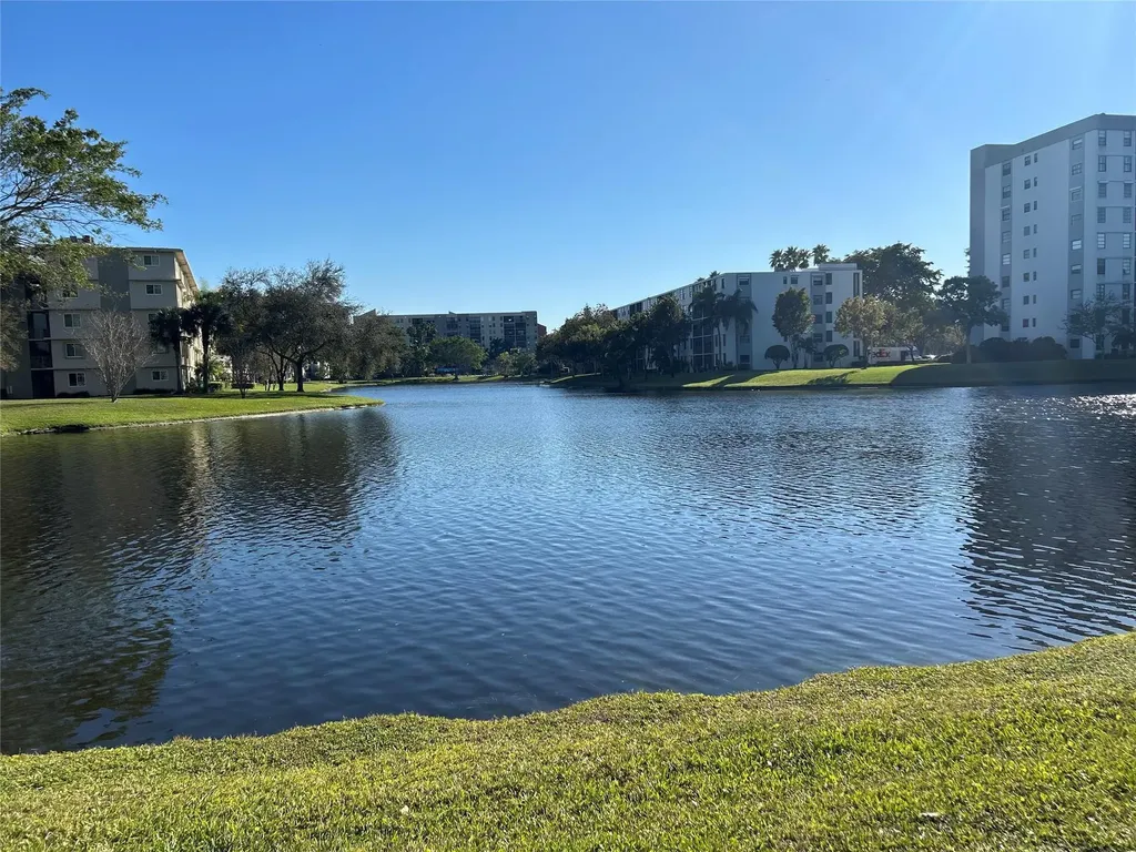 Pompano Beach FL 33069