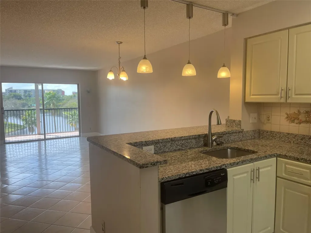 Pompano Beach FL 33069