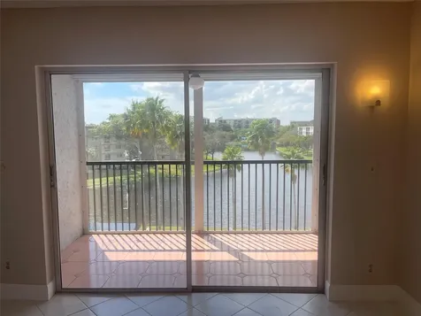 Pompano Beach FL 33069