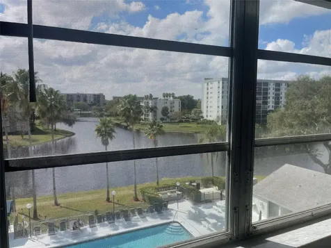 Pompano Beach FL 33069