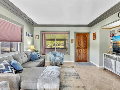 5180 SW 13th Street Plantation FL 33317
