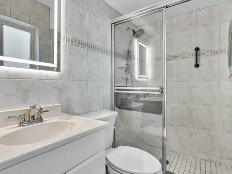 5180 SW 13th Street Plantation FL 33317