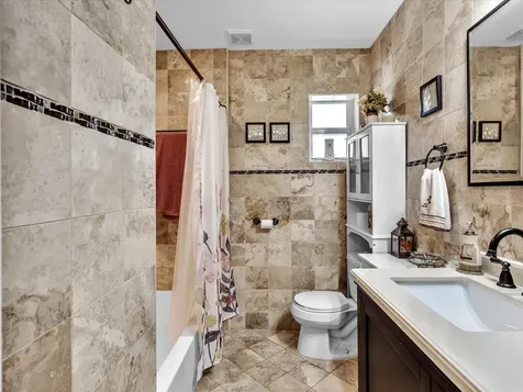 5180 SW 13th Street Plantation FL 33317