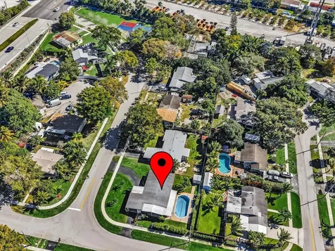 5180 SW 13th Street Plantation FL 33317