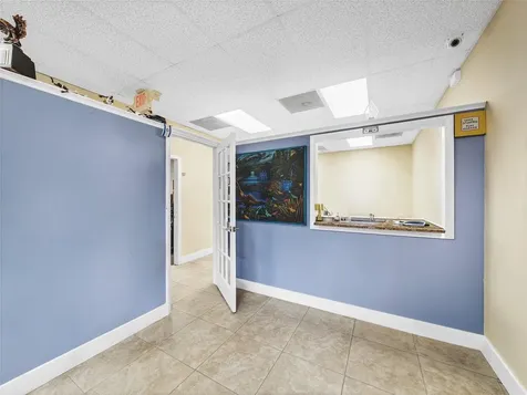 4851 W Hillsboro Boulevard Coconut Creek FL 33073