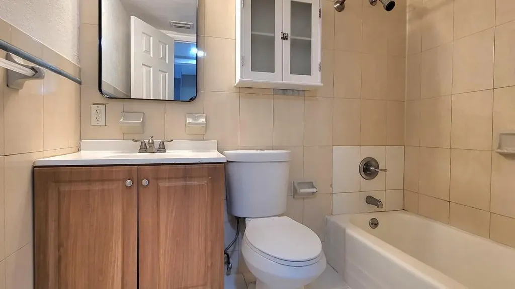 1800 NE 170th Street North Miami Beach FL 33162