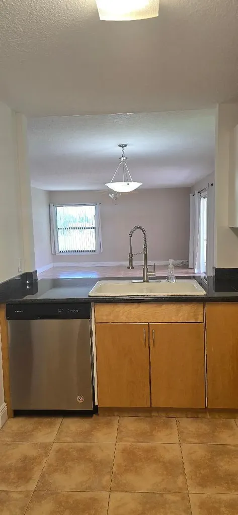 430 Commodore Drive Plantation FL 33325