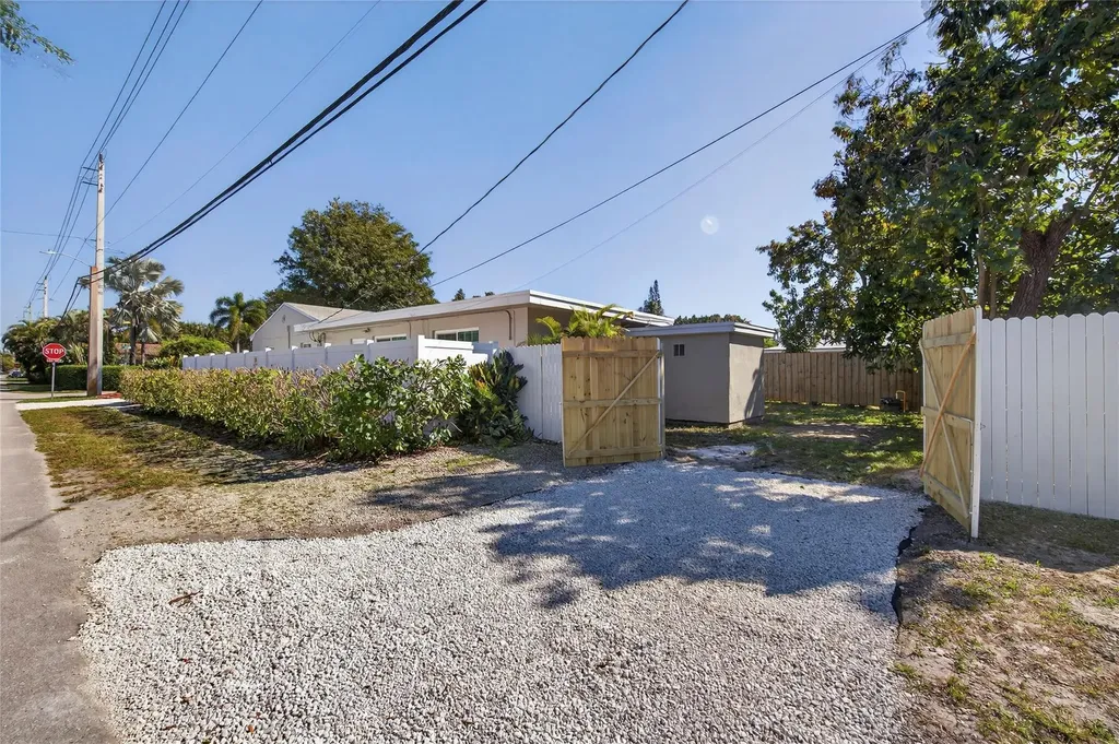 1445 NE 1st Avenue Fort Lauderdale FL 33304