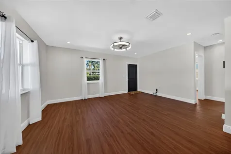 1445 NE 1st Avenue Fort Lauderdale FL 33304
