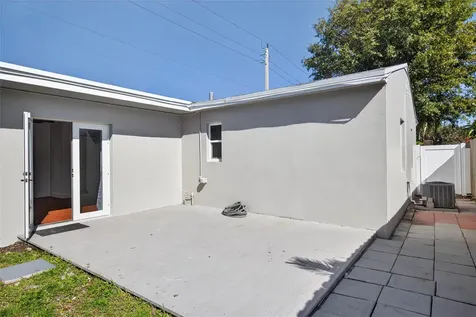 1445 NE 1st Avenue Fort Lauderdale FL 33304