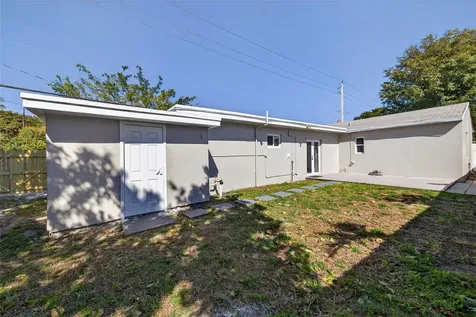 1445 NE 1st Avenue Fort Lauderdale FL 33304