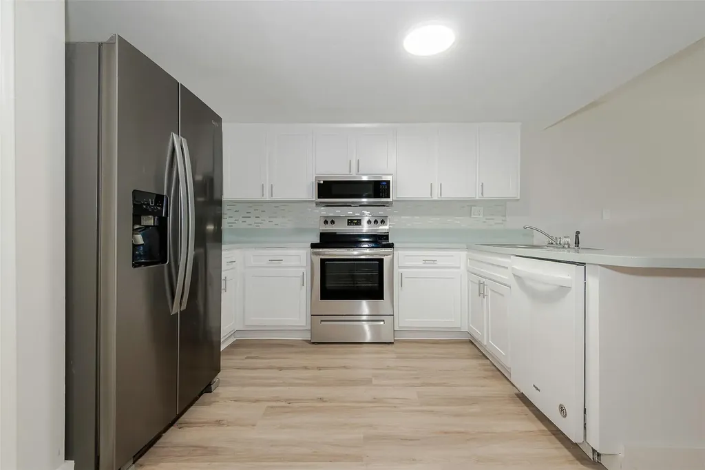 9062 NW 23rd Street Coral Springs FL 33065