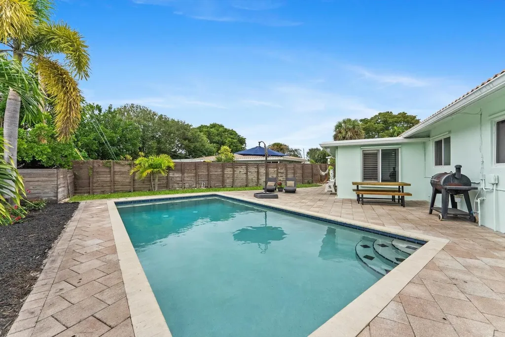 1257 NW 5th Street Boca Raton FL 33486