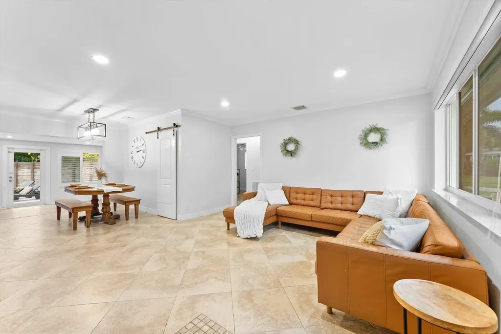 1257 NW 5th Street Boca Raton FL 33486
