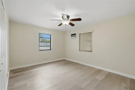 2126 Taft Street Hollywood FL 33020