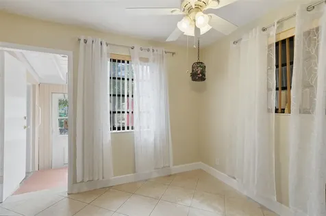 2126 Taft Street Hollywood FL 33020