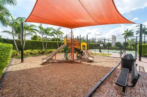 20938 NW 1st Street Pembroke Pines FL 33029