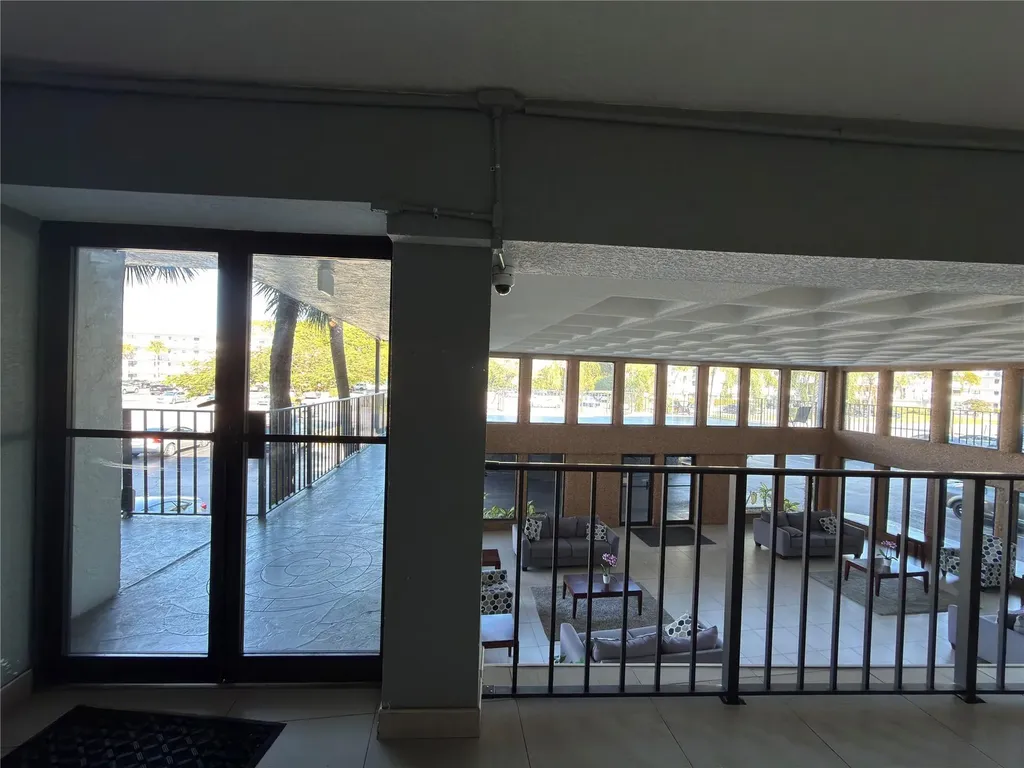 9440 SW 8 Street Boca Raton FL 33428