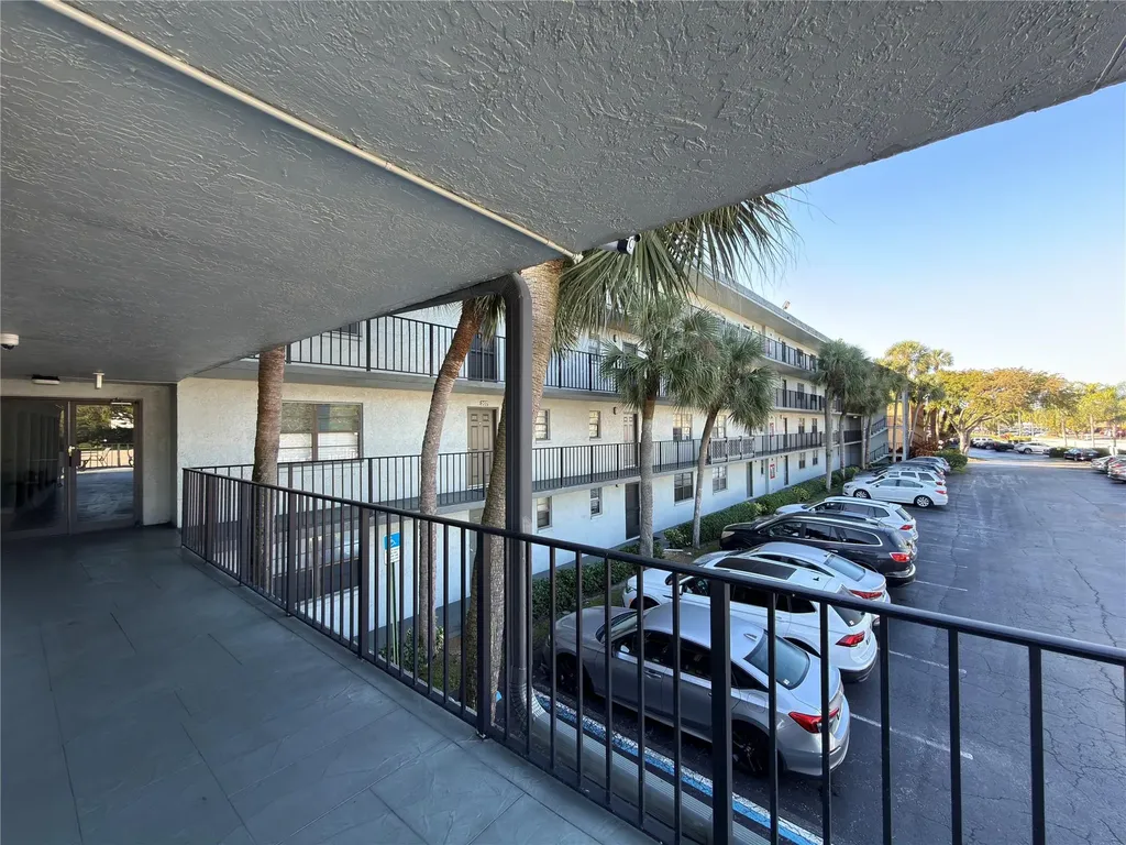 9440 SW 8 Street Boca Raton FL 33428