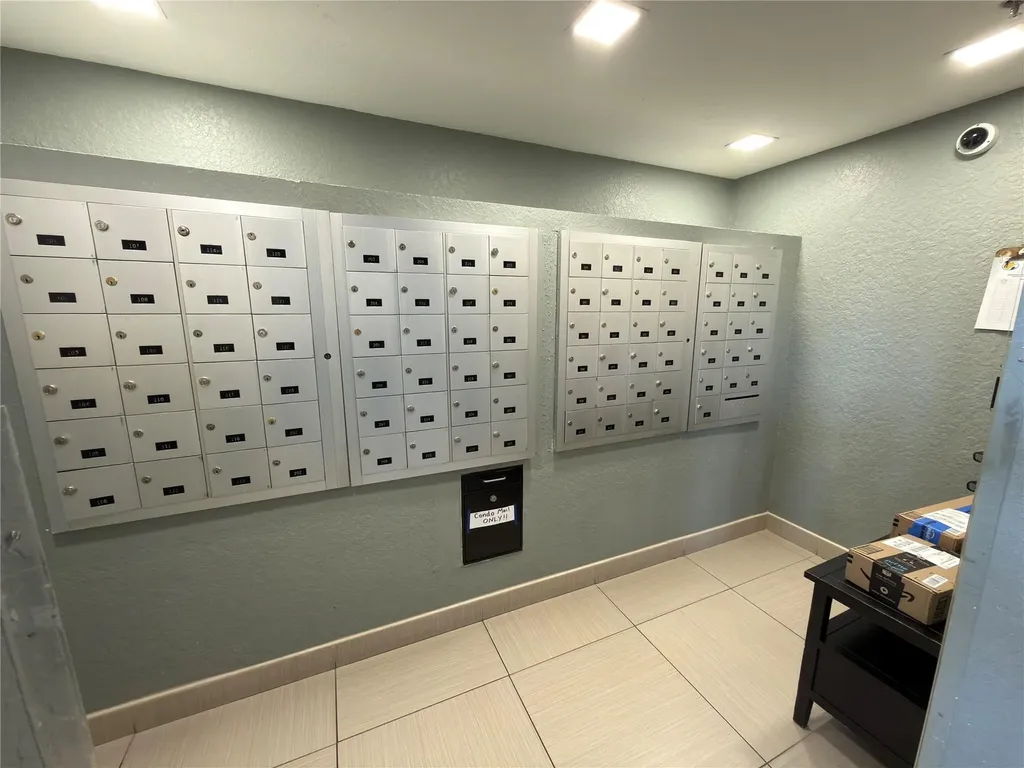 9440 SW 8 Street Boca Raton FL 33428