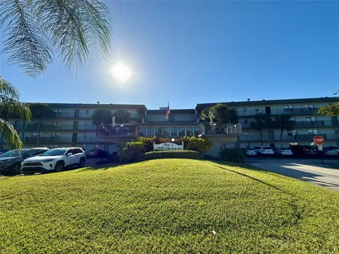 9440 SW 8 Street Boca Raton FL 33428