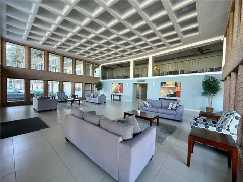 9440 SW 8 Street Boca Raton FL 33428