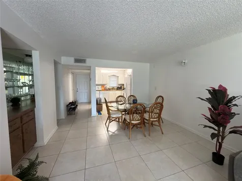 9440 SW 8 Street Boca Raton FL 33428