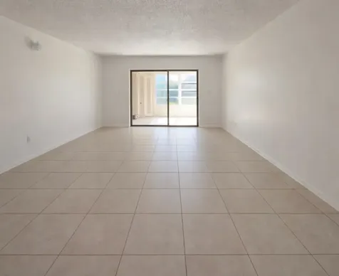 9440 SW 8 Street Boca Raton FL 33428