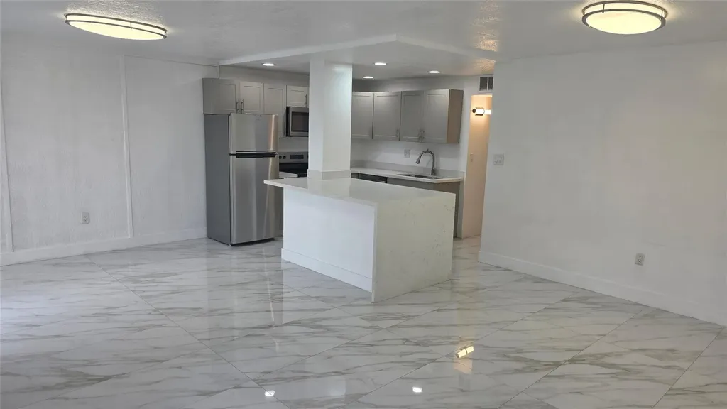 1758 NW 55th Avenue Lauderhill FL 33313
