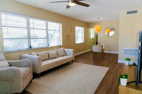 1900 NE 8th Court Fort Lauderdale FL 33304
