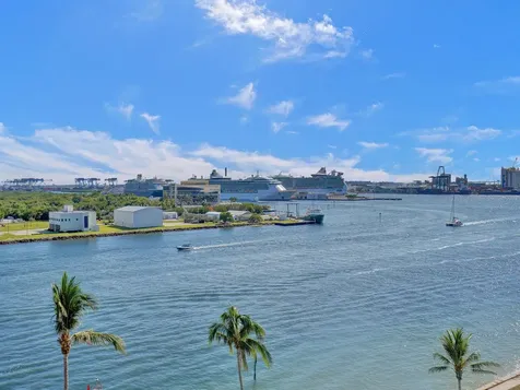 2100 S Ocean Drive Fort Lauderdale FL 33316