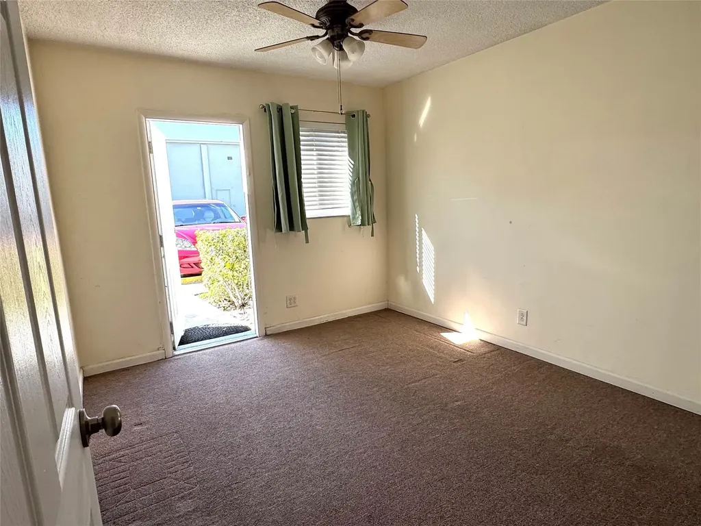2100 NE 38th Street Lighthouse Point FL 33064