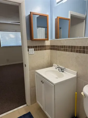 2100 NE 38th Street Lighthouse Point FL 33064