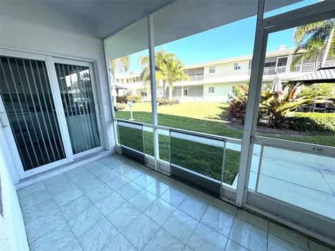 2100 NE 38th Street Lighthouse Point FL 33064