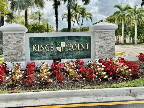 7275 Ashmont Circle Tamarac FL 33321
