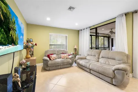 2963 Carambola Circle S Coconut Creek FL 33066