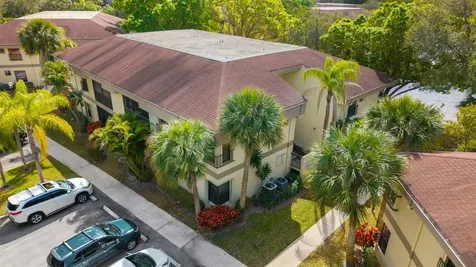 2963 Carambola Circle S Coconut Creek FL 33066