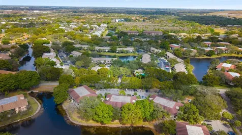 2963 Carambola Circle S Coconut Creek FL 33066