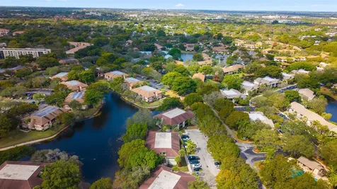 2963 Carambola Circle S Coconut Creek FL 33066