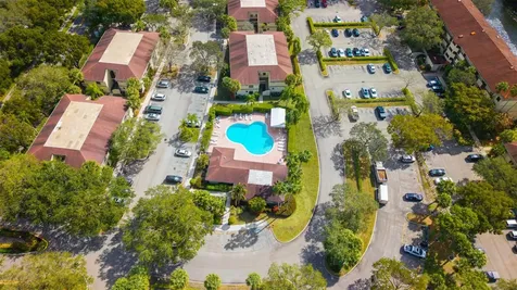 2963 Carambola Circle S Coconut Creek FL 33066