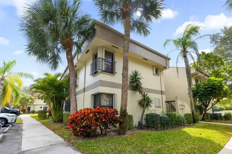 2963 Carambola Circle S Coconut Creek FL 33066